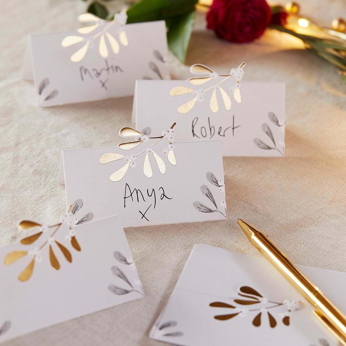 Botanical Mistletoe Placecards 12 Pack